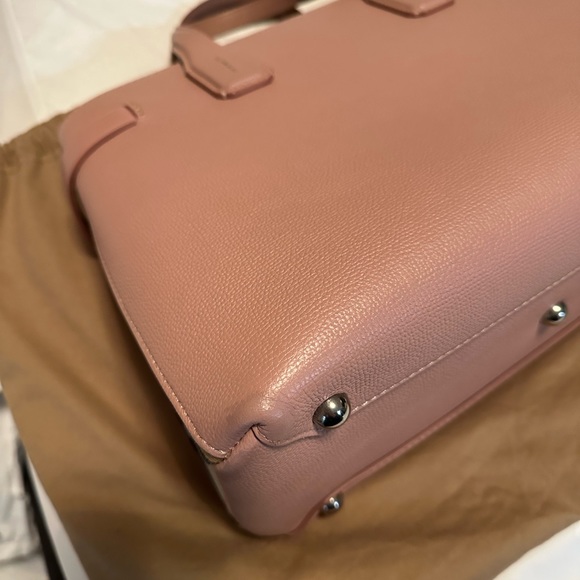 Burberry Banner Bag - Picture 12 of 15